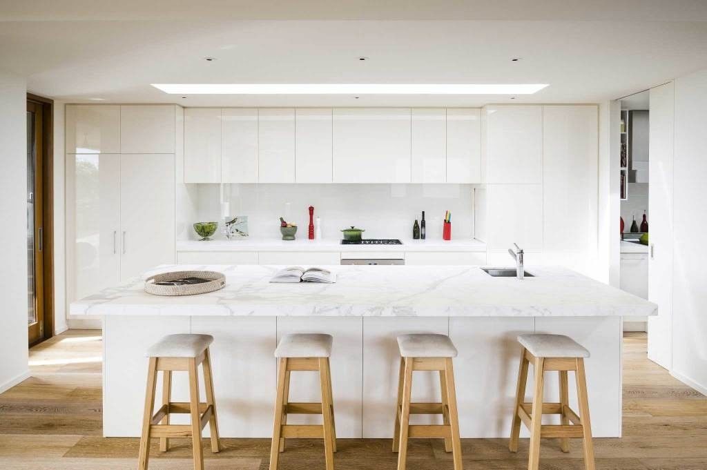 Modernes Design, angepasste Vernisfarbe Glanz Küchenschrank für das komplette Möbeldesign