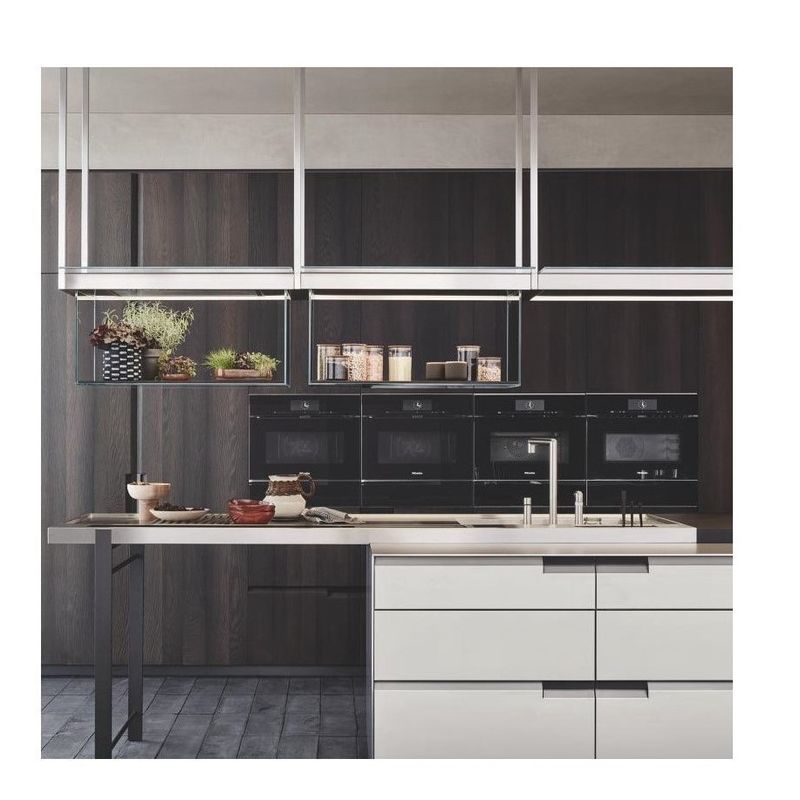 Langlebiger Küchenwandschrank mit individueller Furnierfarbe und Quarzstein-Schreibtisch