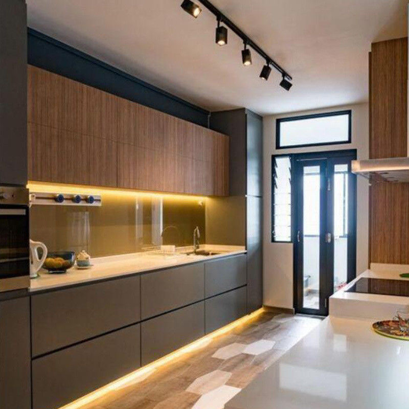 Blum Schubladen ausgestattet, maßgeschneiderte Größe Luxus modernes Design wasserdichtes Küchenwandschrank