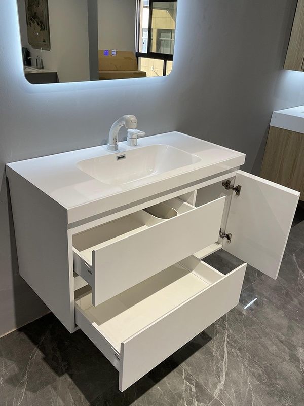 Auf Wunsch gefertigt, europäisches High-End-Badezimmer-Spiegelkasten für modernes Bad