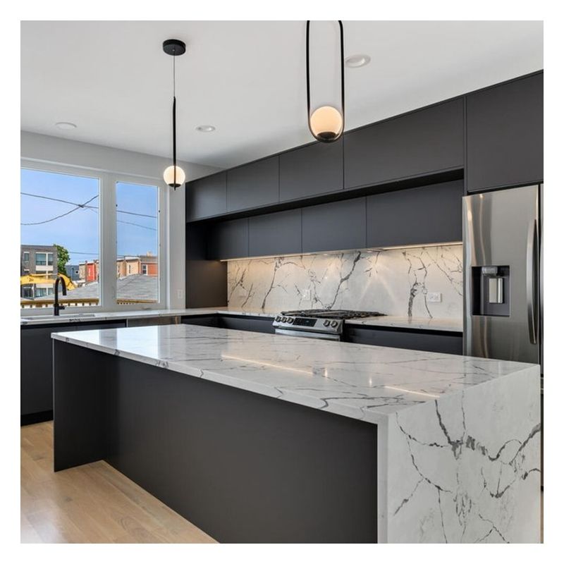 Maßgeschneiderte Massivholzküchen Schränke für einfache Reinigung in minimalistischem Design