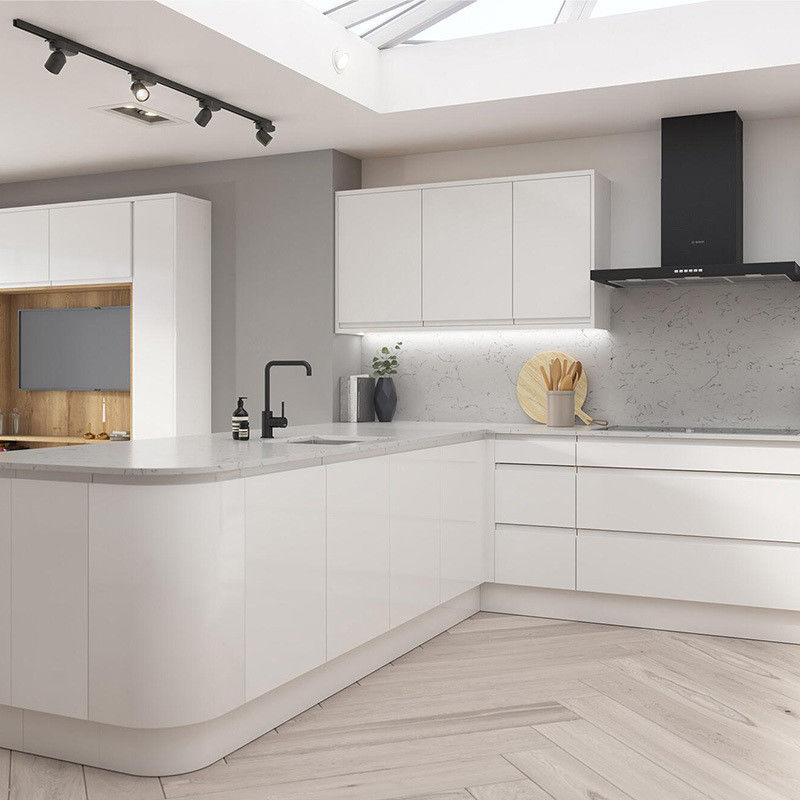 Modernes Design Flat Pack Küchenschränke mit Türen im Shaker-Stil und Lackierung