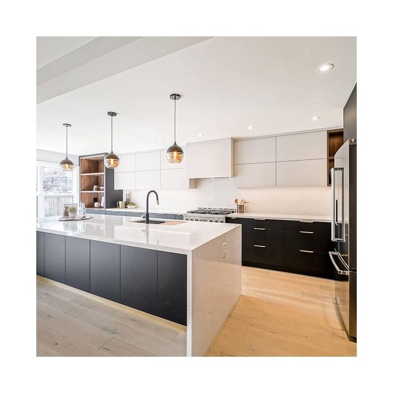 Modularer Küchenschrank mit Massivholz und Lack