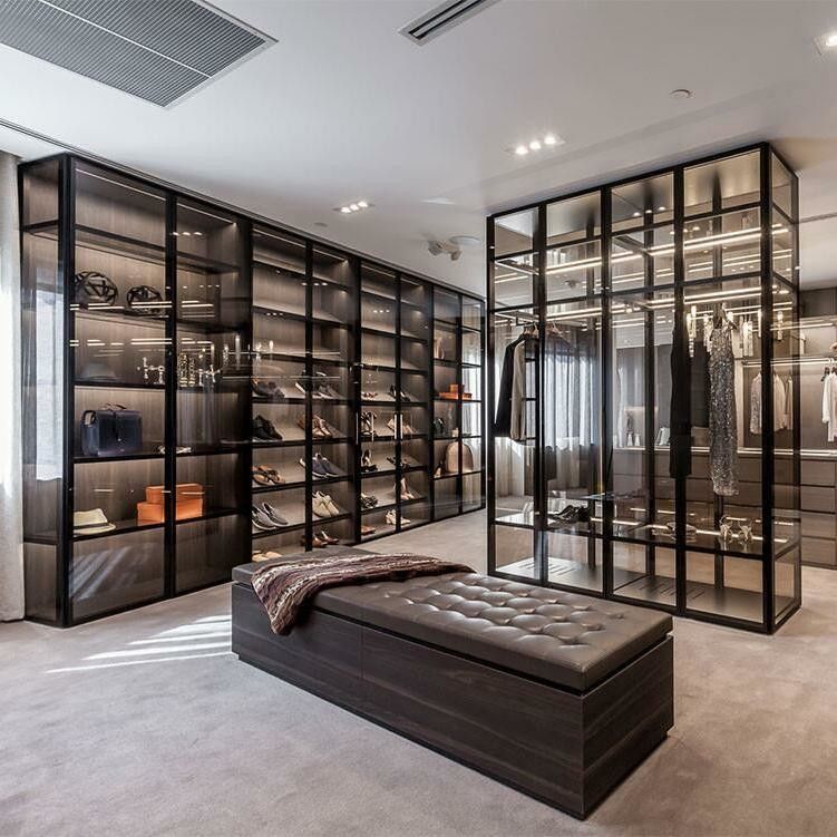 Walk-In offener Schrank mit Holz-Stil-PANEL und anpassbarem Zugstange System
