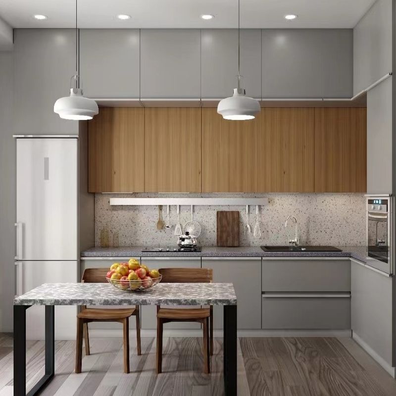 Moderne Küchenmöbel mit Blum-Hardware und kundenspezifischer Furnierfarbe