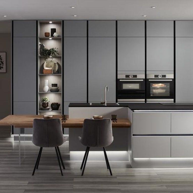 Moderne Küchenmöbel mit Blum-Hardware und kundenspezifischer Furnierfarbe