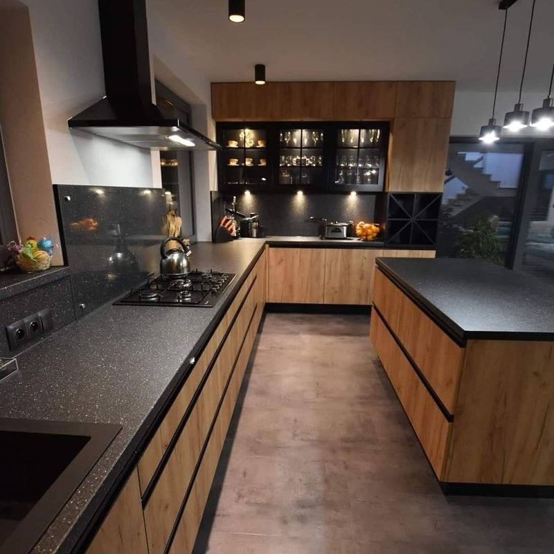 Villa Küche YALIG Modernes Design Außenzimmer Schwarze Farbe Küche Speisekammer Schrank mit Bar