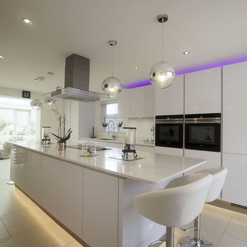 YALIG Modern High Gloss Lack Küchenschrank für Küchenregal