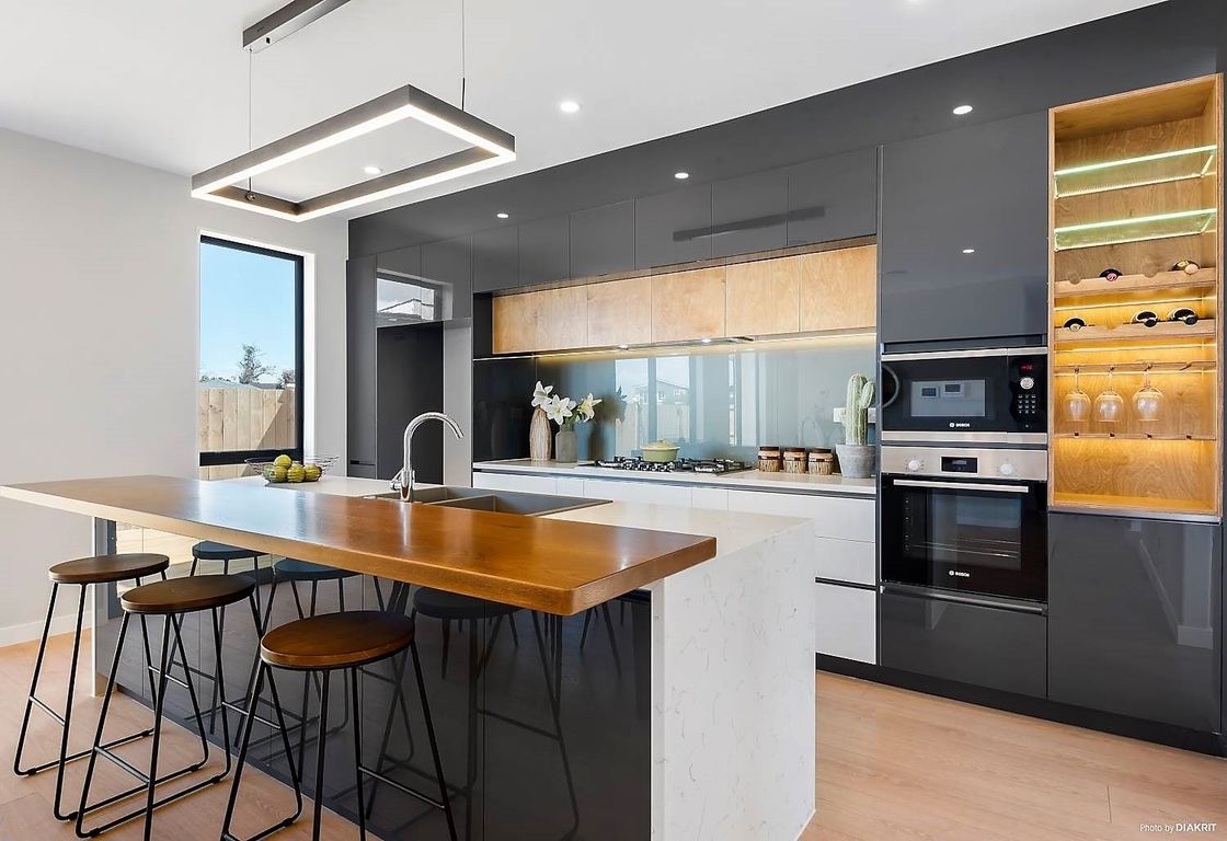 Hausküche Glanzküchenschrank mit HDF-Türmaterial und modernem Design