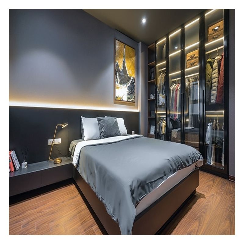 Massivholz Schlafzimmer Schrank mit angepassten Glas Türplatten und Metall Schiebetüren