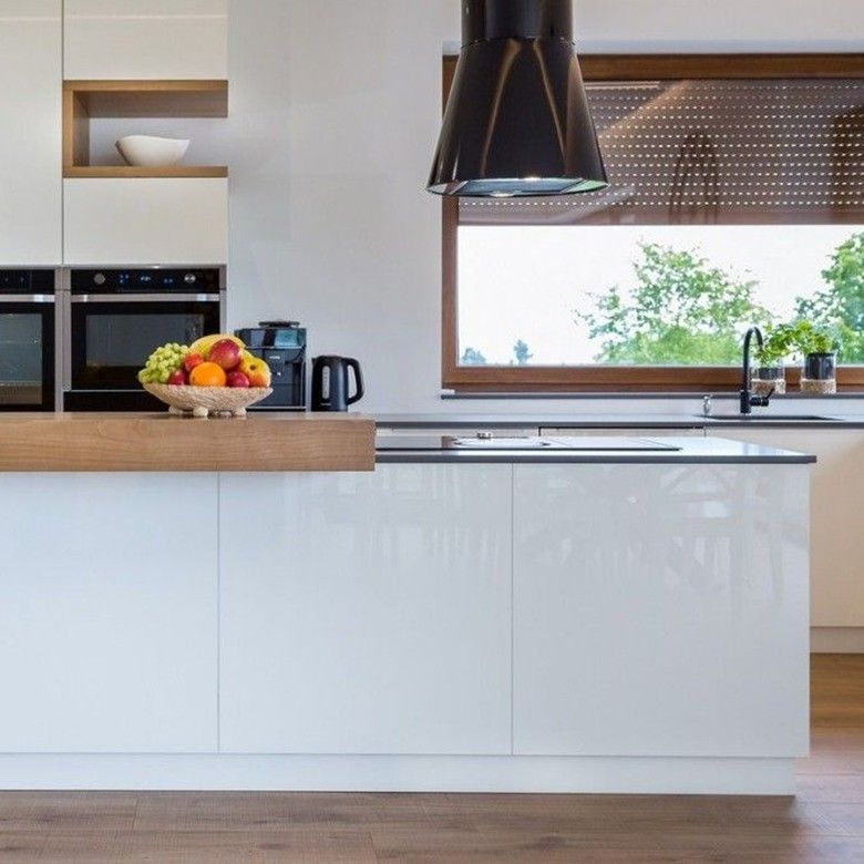 Wasserdichte PVC-Laminatplatte für individuell angepasste Veneerfarben-Skirtenprofile