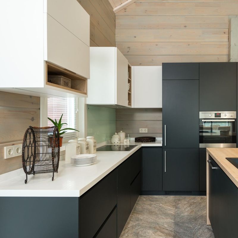 Smart Corner Swivel Basket Ergänzung zu modernen Küchenschränken mit modularem Design