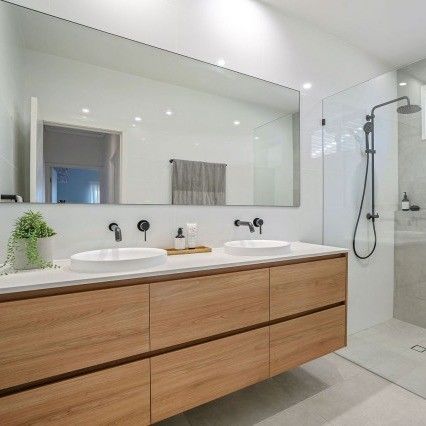 Modernes Wandmontiertes Badezimmer-Vanity-Set mit Smart Mirror-Schrank Breite 38-46