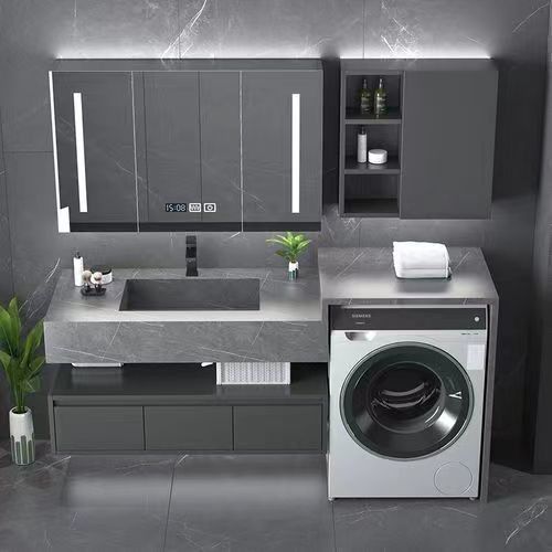Moderne Badezimmer Vanity mit Spiegelschrank und Smart Sensor Light