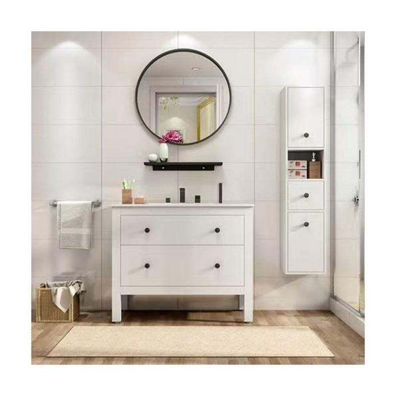 Schlanker Badezimmer-Laufschrank mit grifffreiem Design und inklusive Arbeitsplatte
