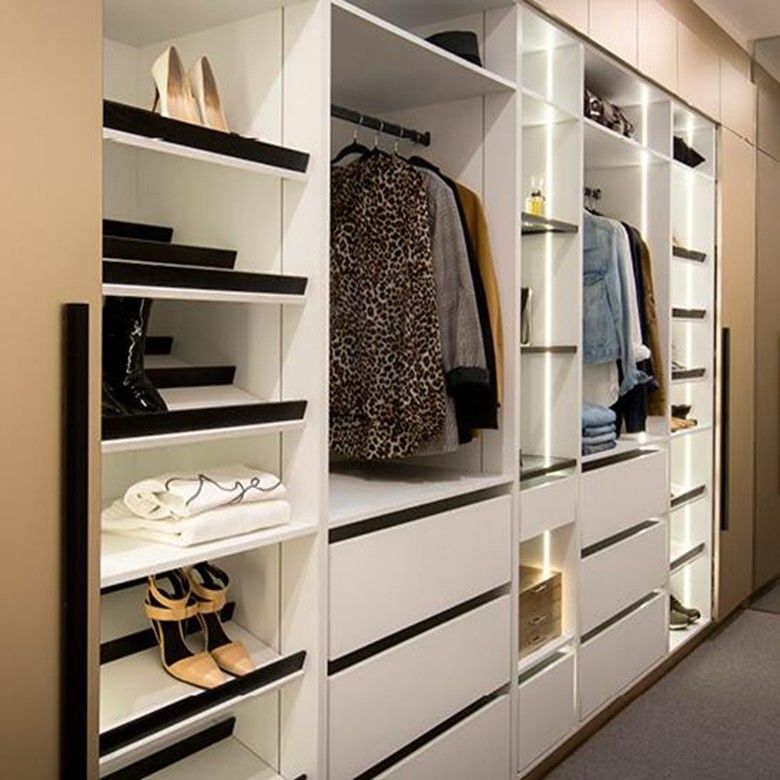 Custom Set Holz Stil 2024 Moderne Modulare Schlafzimmer Walk-in Schrank-System für Wohnung