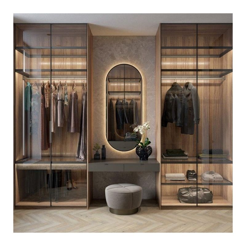 Moderne Design Custom Aluminiumrahmen Glas Tür MDF Walk-in Schrank mit Center Island