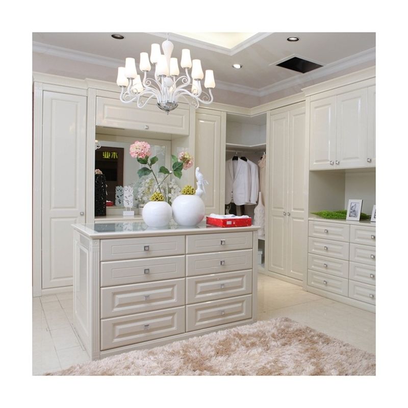 Moderne MR HDF Board Island Garderobe für High-End-Design und Funktionalität angepasst