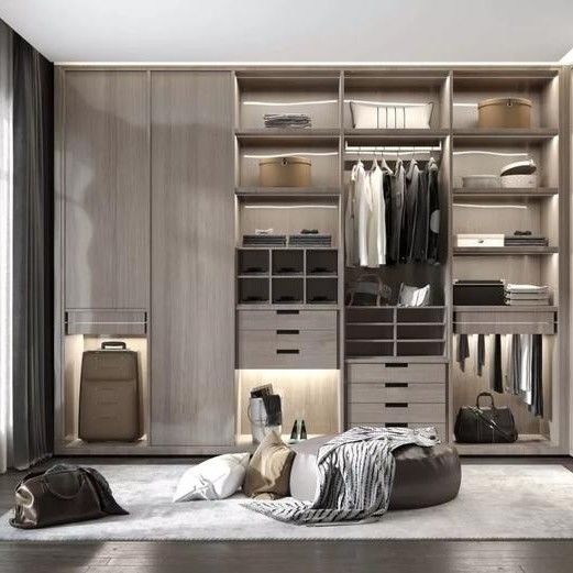 Organisieren Sie Ihr Schlafzimmer mit einem modernen Holzschrank