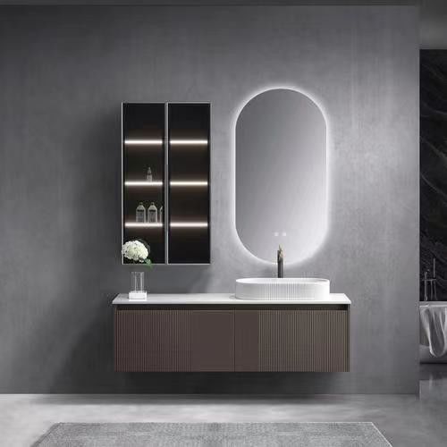 Minimalisches modernes Rechteck YALIG Badezimmer mit reiner Farbe und Spiegel