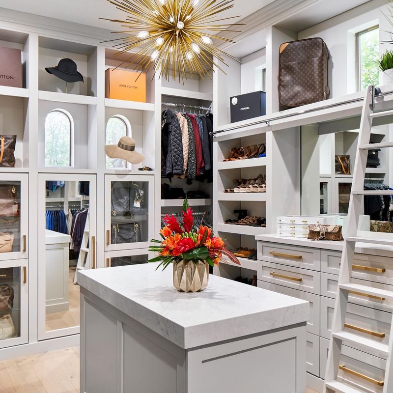 Moderner Holzschrank für modernes Schlafzimmer YALIG Open Corner Walk-in Essential